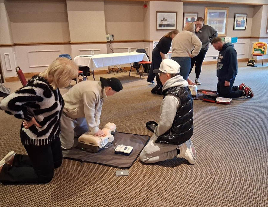 CPR lifesaving skills training Forty 4 Frankie